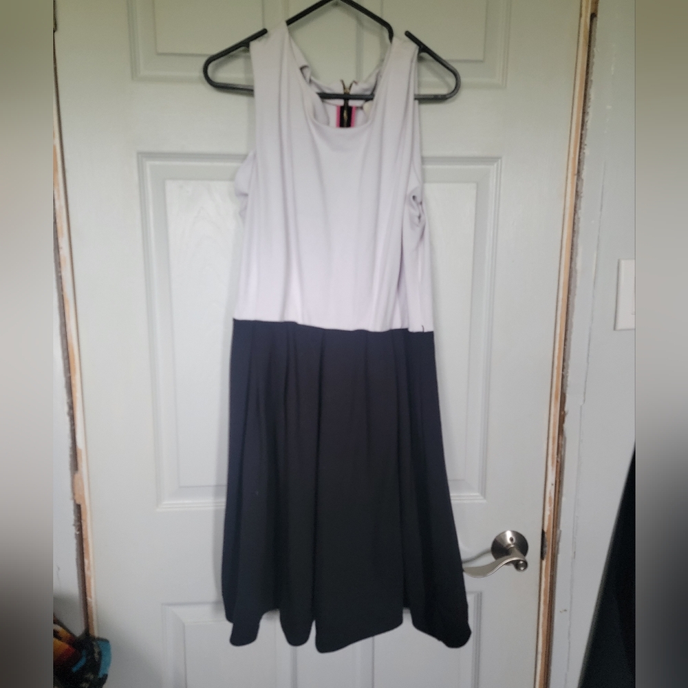 Kate Spade Black and White Sleeveless Dress